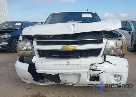 2013 Chevrolet Suburban 1500 Ltz из США, поврежденный, VIN 1GNSCKE05DR171498